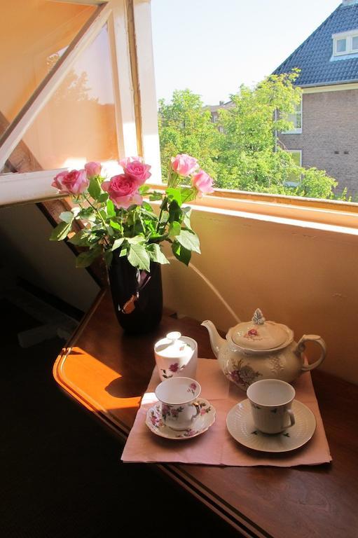 Wild Roses Acomodação com café da manhã Amesterdão Exterior foto